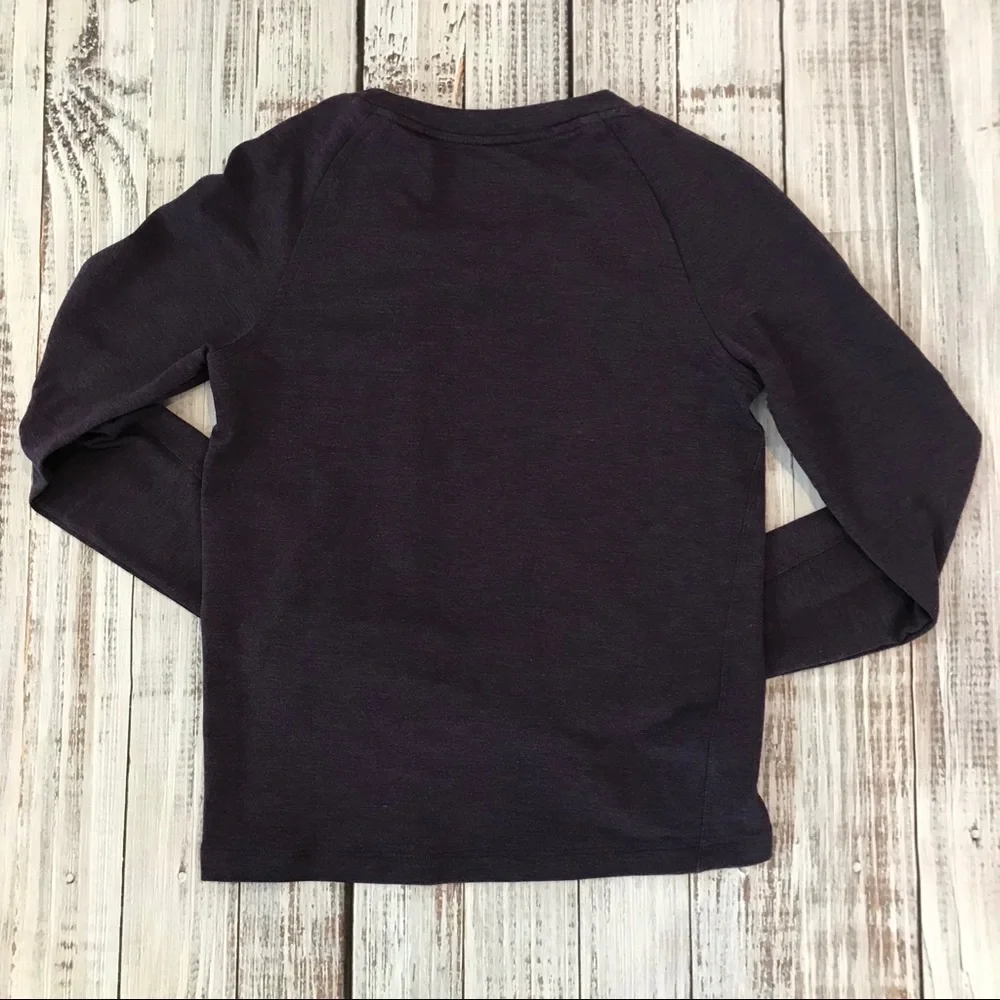 Nike Asymmetric Purple Crew Sweatshirt. Size XSmall.